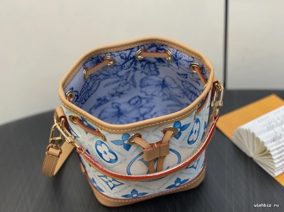 WIS NANO NOÉ-13*16*10cm LOUIS VUITTON 1201